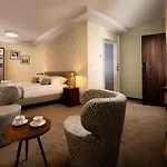 Xerion Hotel (Adults Only)