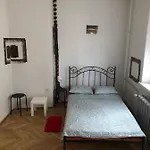 Pokoj 12C