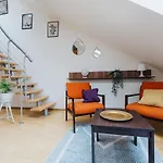 Happynest In Old Town