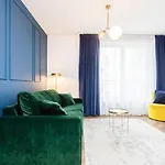 Apartment Old Town Halicka Street By Nearto