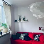 Sliczne, Male Mieszkanie W Centrum
