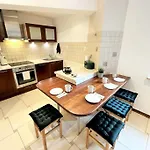 Exclusive Penthouse Near Citycenter 120M2 +Netflix