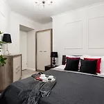 Luxe Living Boutique Pilsudskiego 11