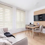 City Studio With Ac Czarnowiejska By Renters