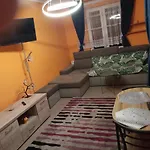 Uroczy Apartament
