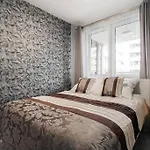 Apartment Butterfly 50M2 2 Rooms Downtown