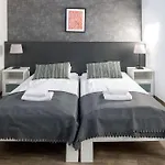 Modern Apartment In The Very Central Location 20