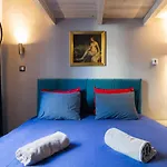 Lilly Apartment Main Train Station Old Town By The Castle Suites Krakow