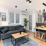 Romanowicza Prestige Place