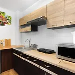 Zielony Apartament Z Balkonem 1