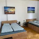 Vintage Rooms In Old Town