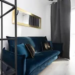Margaret Apartment