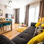 Apartament Miodowa 42 Z Miejscem Parkingowym