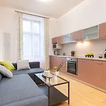 Przytulnie I Naturalnie — Balkon