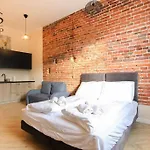 Apartament W Zabytkowej Kamienicy, Strzelecka 19
