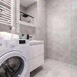 Stylowy Apartament Blisko Dworca Glownego