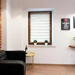 Neo Unique & Bright Apartments, Free Parking, 15Min Old Town & Kazimierz - By Homelike Krakow