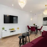 Exclusive Crystal Apartment