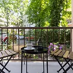 Luxurious & Unique Apartment Mickiewicza Cracow By Renters Prestige