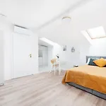 Rose Apartment