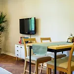 Bed & Beige Apartment / Kochanowskiego St