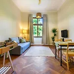 Bed & Beige Apartment / Kochanowskiego St