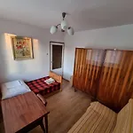 Komfortowe Mieszkanie W Centrum Lecz Na Uboczu