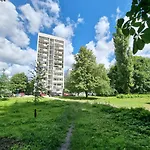 Komfortowe Mieszkanie W Centrum Lecz Na Uboczu