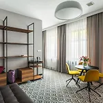 No.23 Premium Aparthotel