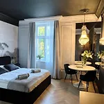 Supreme Apartment