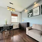 Apartament Dark Chocolate 4 Persons Down Town