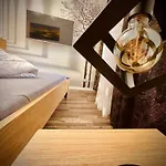 Mariacki Apartment By Vsi