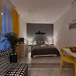 L-2 Krakow Center Studio O&P Apartfamily