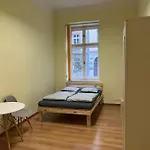 Batorego Lovely Rooms