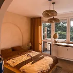 Sunset Stories Old Town Apartment
