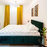 Cosy And Stylish Apartment