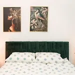 Cosy And Stylish Apartment