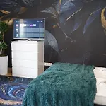 Glamorous And Modern Apartment