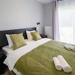 Comfortable And Spacious Oasis