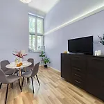 Apartament Przy Rynku Dluga 23