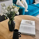 Golden Dreams Luxury Apartments 103