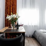 New Apartment! Jewish Quarter!