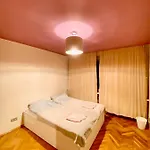 Entire Apartment In A Super Location - Cheap Monthly Rate