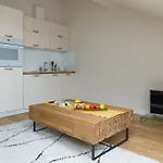 Charming Apartment In Perfect Location