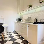 Aesthetic Apartment Krakow-Center