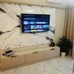 Crystal Luxury Apartment With Free Parking In Cracow For 4 Guests
