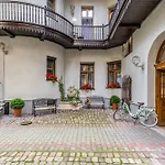 Beautiful Cracow Apartments By Cozyplace