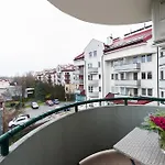 Bella Casa Premium Apartment - 117A Kobierzynska