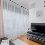 Cosy Arianska Apartment For 3 In Cracow Center By Noclegi Renters
