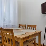 Park Strzelecki Two-Level Apartment